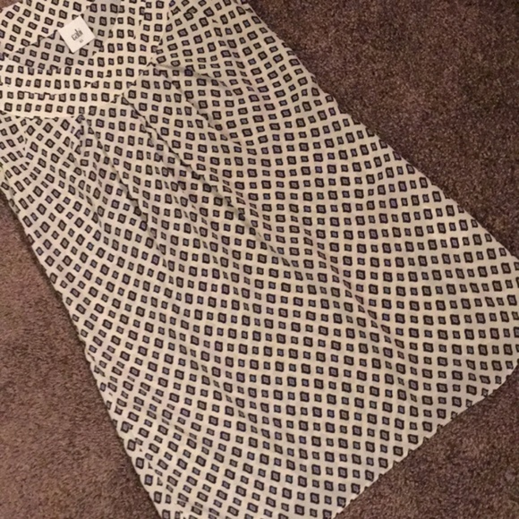 CABI TOP ❤️SALE - Picture 3 of 8